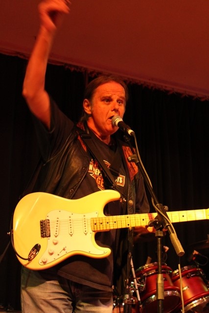 Walter Trout Live @ Wilbarston Hall 11/05/2013