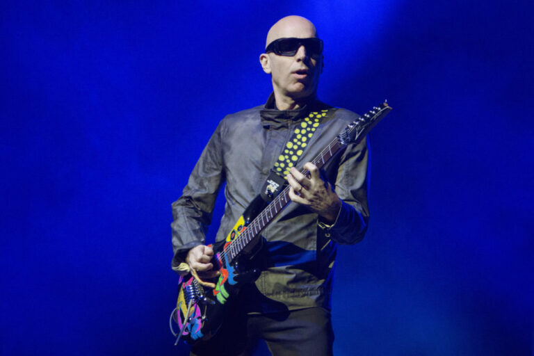 Joe Satriani by Mark Lloyd OT4A5682 copy (6)