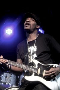 SonicAbuse | Eric Gales Live At The Robin 2 Review 02/11/17