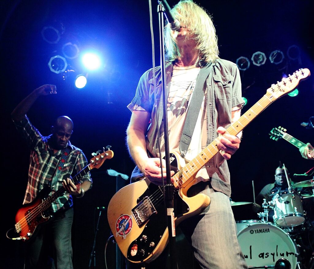 SonicAbuse | Soul Asylum Speak To SonicAbuse