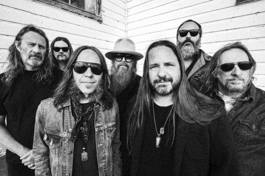 SonicAbuse: Blackberry Smoke Announce "Be Right Here" & Drop New Single