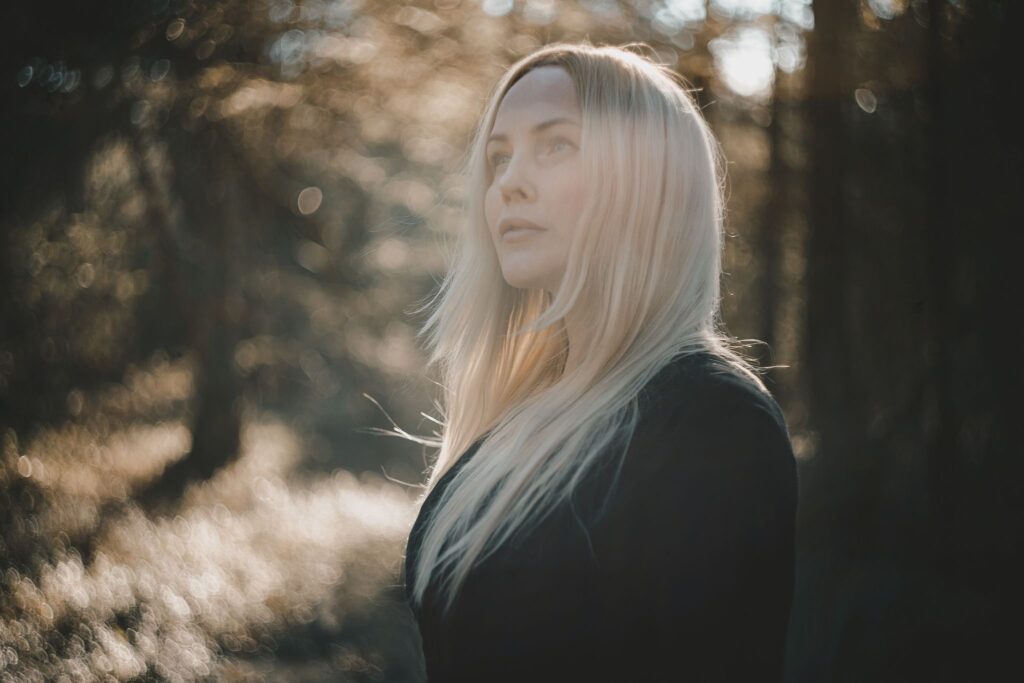 SonicAbuse: Kati Ran Signs To Svart Records 