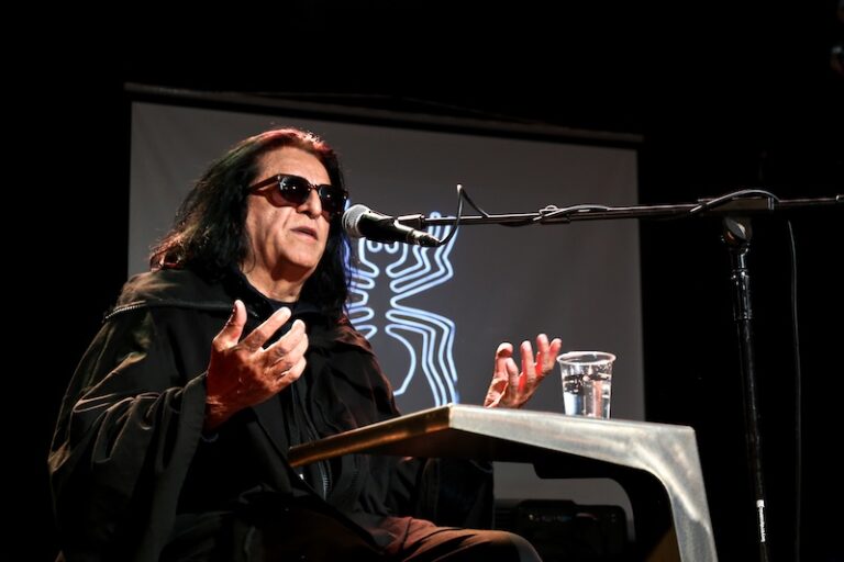 Jaz_Coleman_picture_3_Jola_Stiles