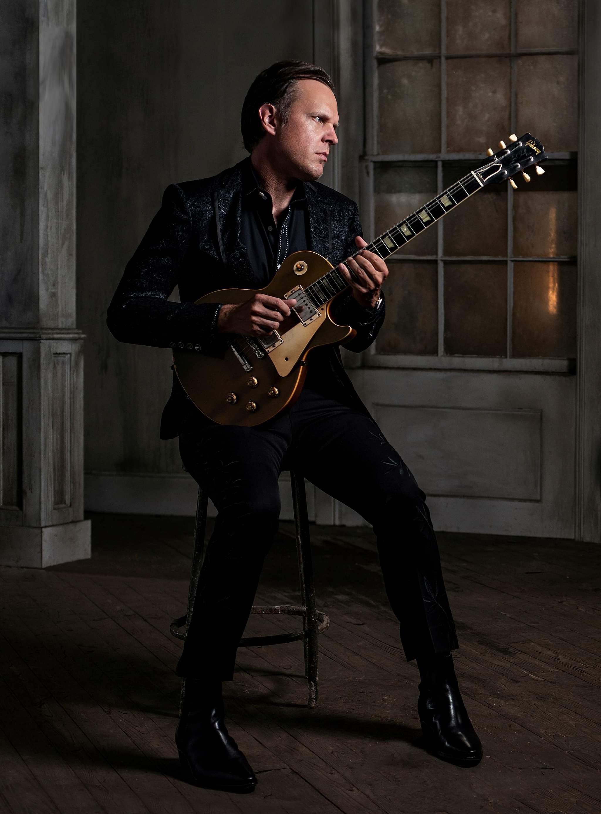 Joe Bonamassa & Train Collaborate For "Hold On Loosely"