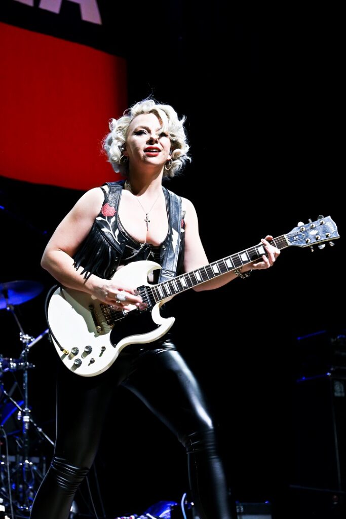 SonicAbuse | Samantha Fish At The Birmingham Town Hall, 4/10/2024