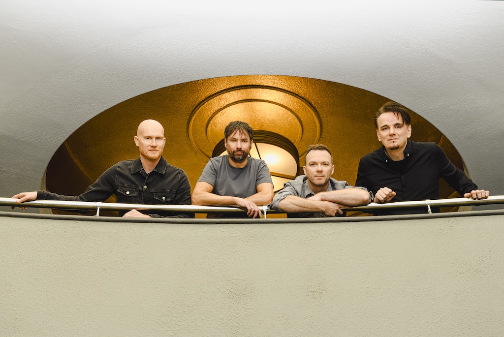 SonicAbuse | The Pineapple Thief Announce 20th Anniversary Of 10 Stories Down SonicAbuse | The Pineapple Thief Announce 20th Anniversary Of 10 Stories Down
