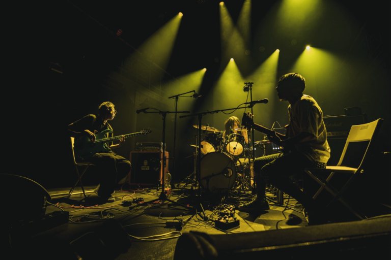 Green Milk From The Planet Orange