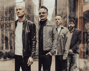 ThePineappleThief_2026-76_by_MartinBostock